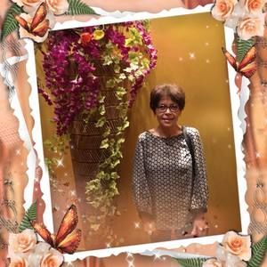 Meet your Posher, Edith